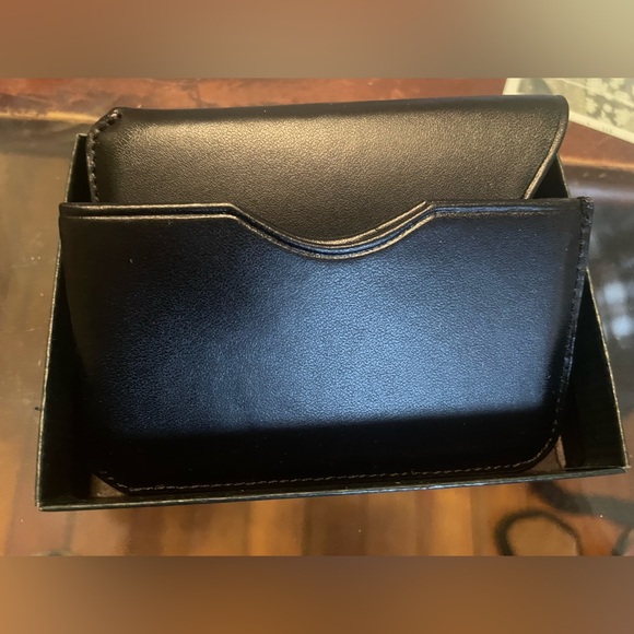 Rémy Martin VSOP Leather Wallet - Picture 2 of 4
